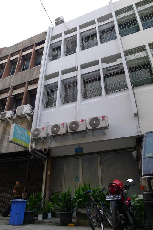 Teduh Hostel Kota Tua Jakarta Extérieur photo