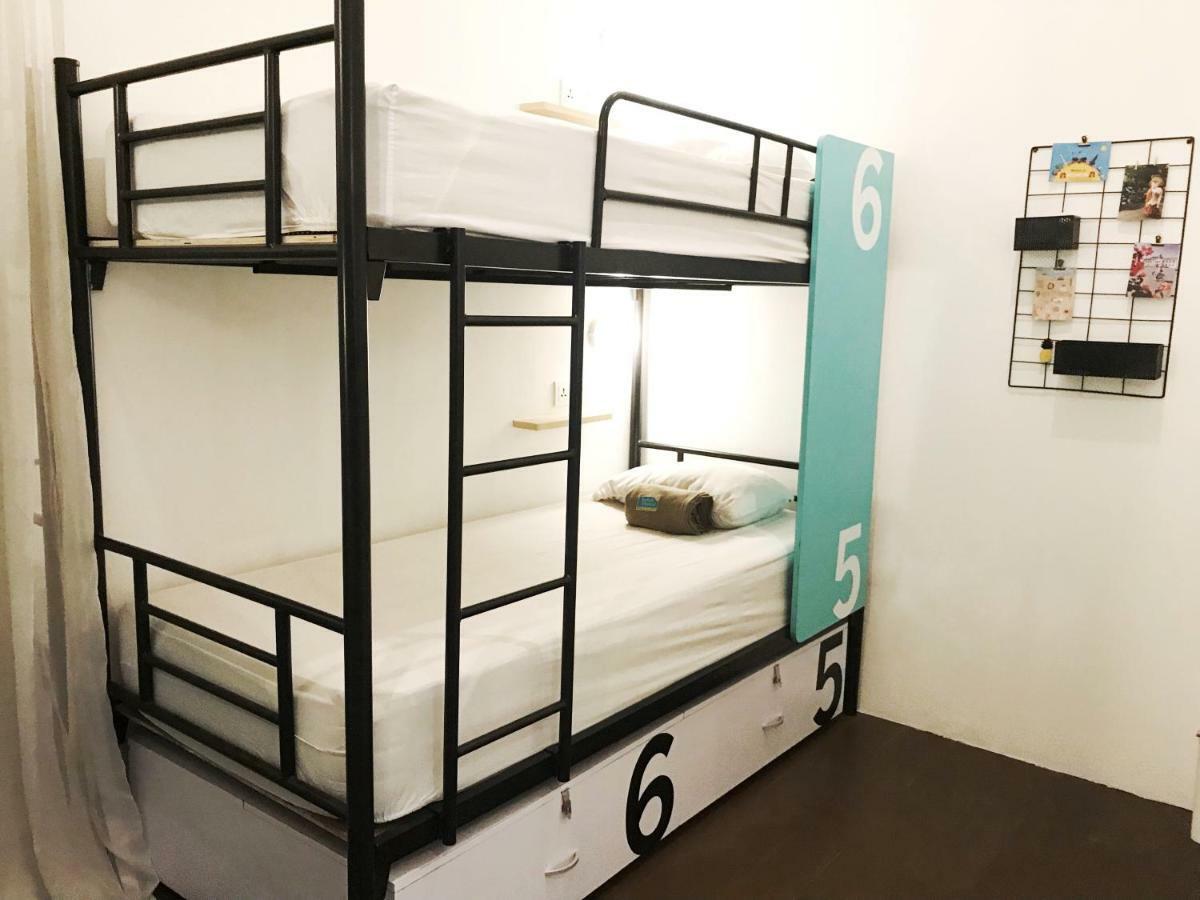Teduh Hostel Kota Tua Jakarta Extérieur photo